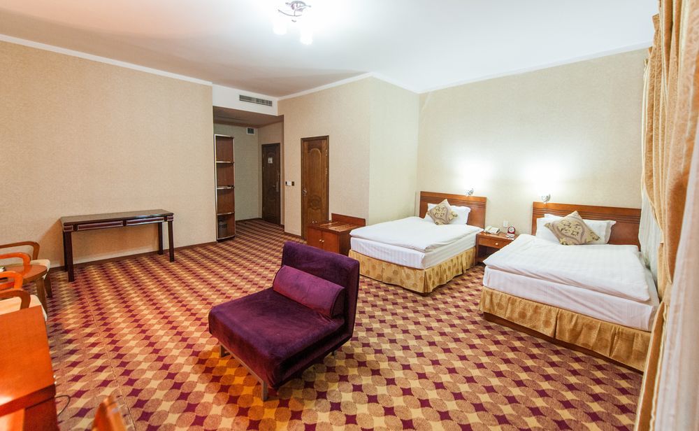 Ub City Hotel Ulan Bator Exteriör bild